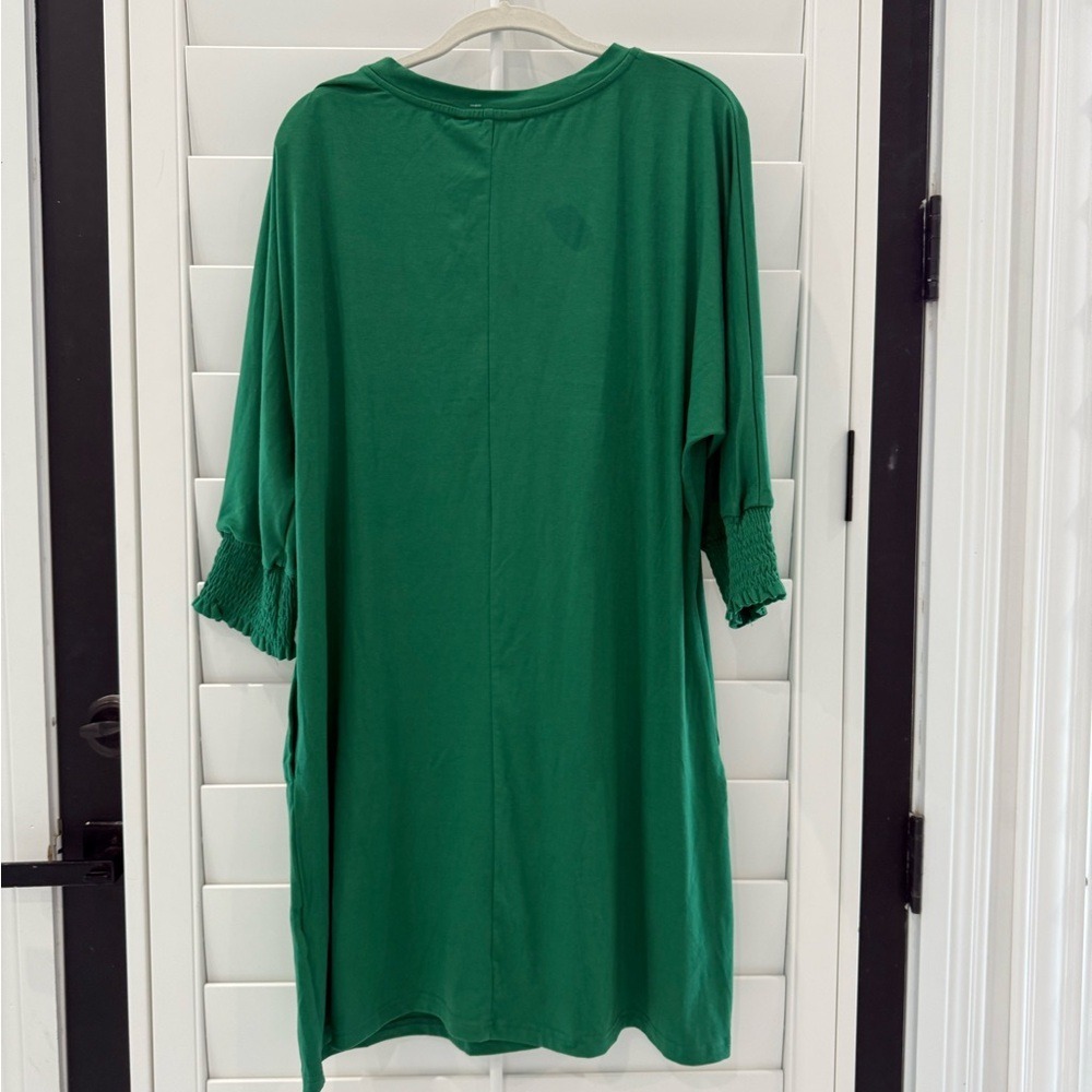 Emerald Green Relaxed 3/4 Sleeve Tunic
